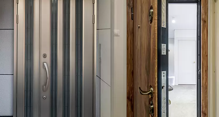 Burglar Proof Front Door Repair in Glenvar Heights, FL