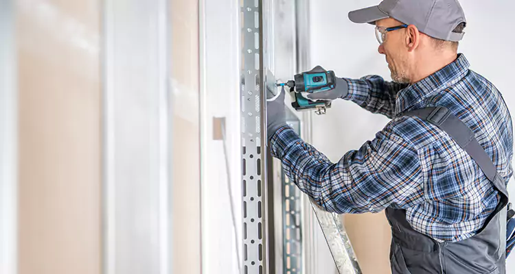 Sliding Door Latch Hardware Repair in Glenvar Heights, FL