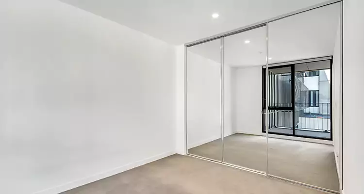 Why Homeowners Choose Us for Sliding Mirror Door Replacement in Glenvar Heights, FL