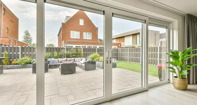 Best Sliding Screen Door Replacement Company in Glenvar Heights, FL