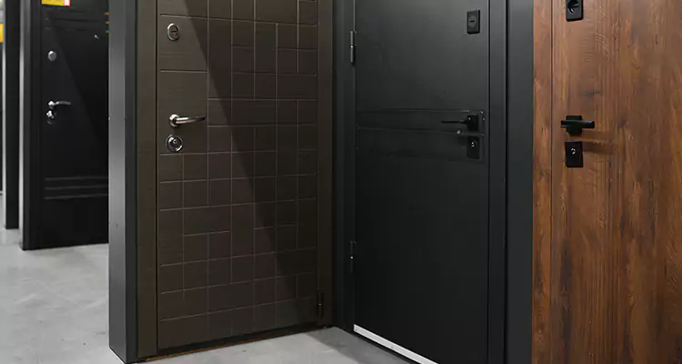 Burglar Proof Storm Door Repair in Glenvar Heights, FL