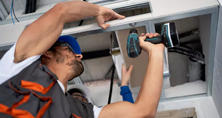 Emergency Overhead Door Repair in Glenvar Heights, FL