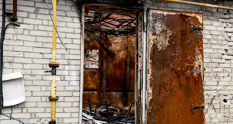 Metal Door Rust Repair in Glenvar Heights, FL