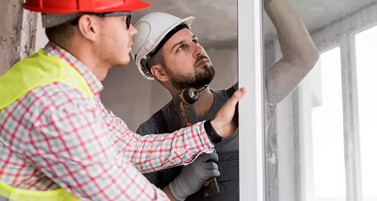 Sliding Patio Door Sticking? Expert Repair in Glenvar Heights, FL.